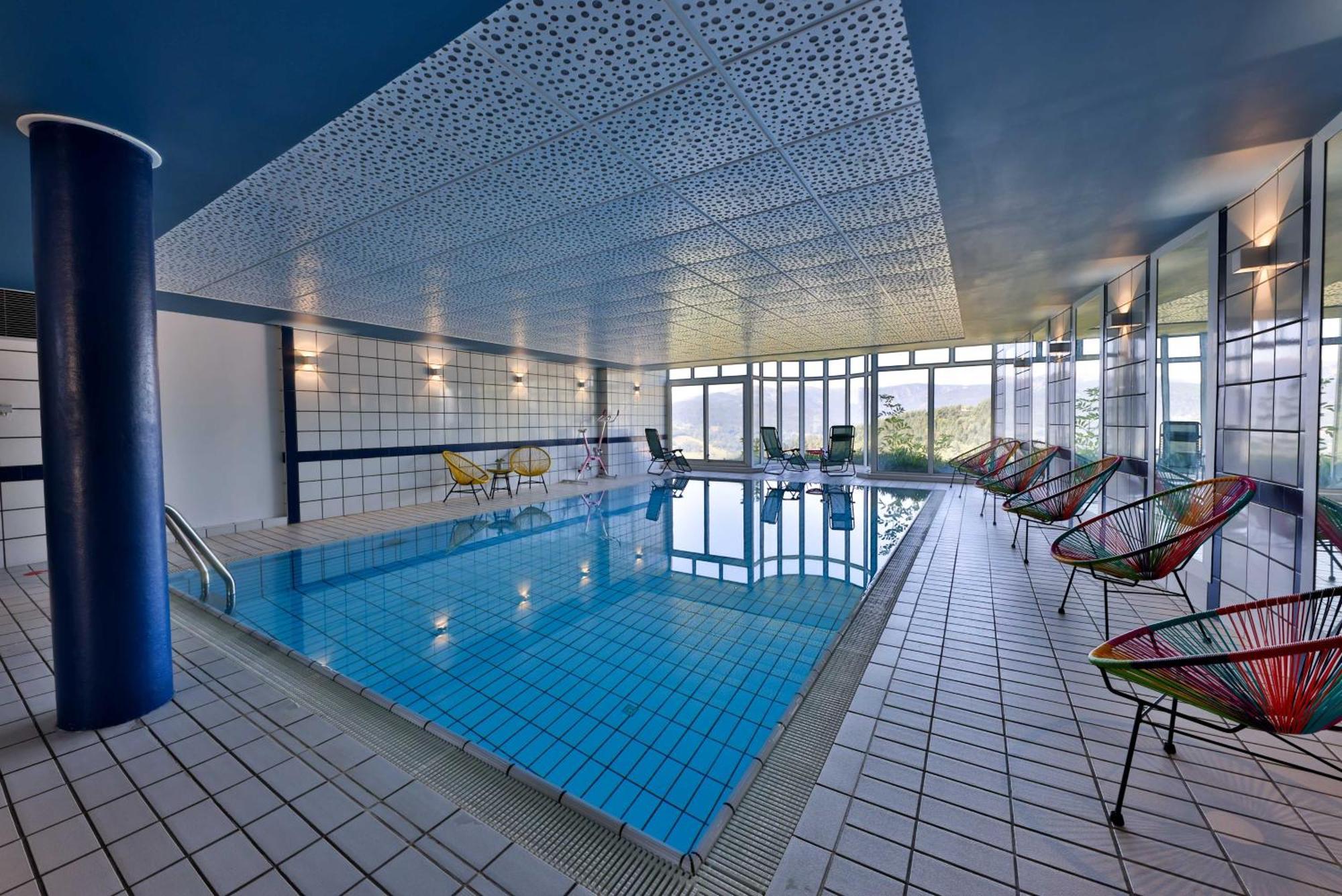 מונסטר Hotel Panorama מראה חיצוני תמונה